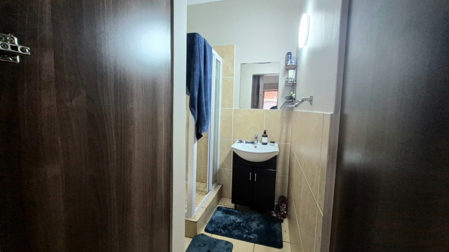 1 Bedroom Property for Sale in Die Bult North West